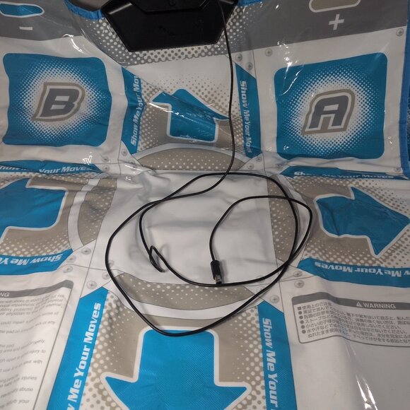 2 Dance Dance Revolution Pad RU054 Hottest Party 2 Nintendo Wii Konami TESTED - Picture 10 of 15